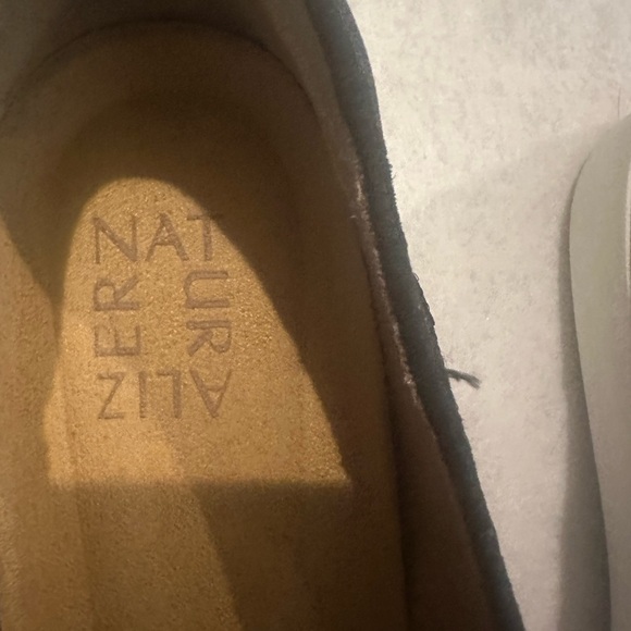 Women’s Naturalizer Slip On Sneakers with Sequins - Picture 3 of 4